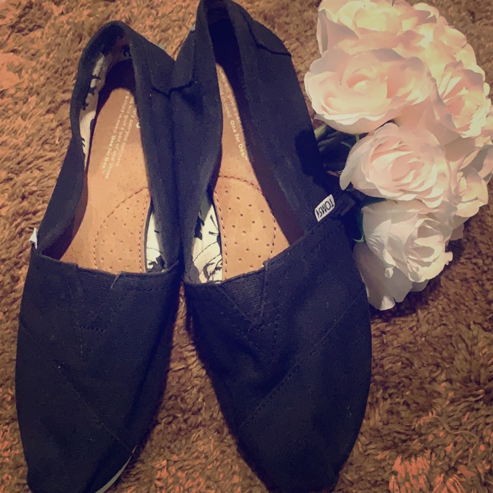 TOMS LOAFERS ❤️😀🎊!!